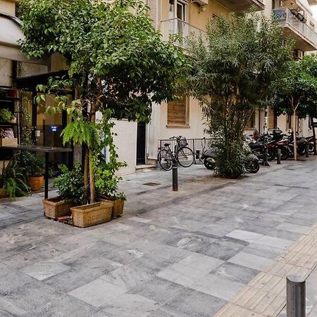 Modern Two Level Apartment In The Heart Of Athens Exterior photo